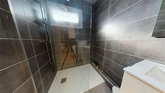 Rooms in Lyon - photo 9