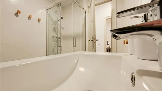 Rooms in Barcelona Sarrià-St. Gervasi - photo 9