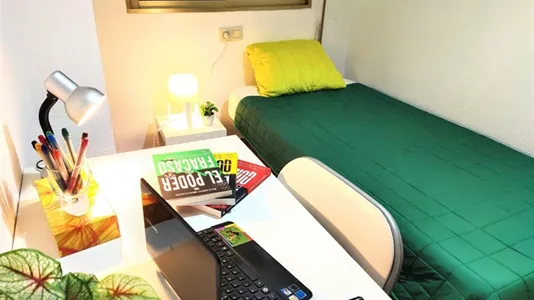 Rooms in Burjassot - photo 9