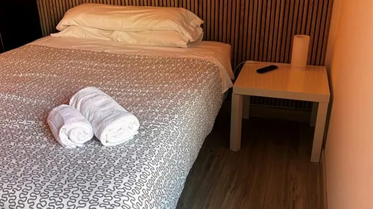 Rooms in León - photo 1