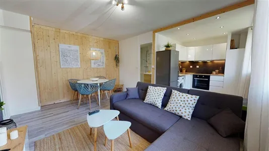 Rooms in Grenoble - photo 4