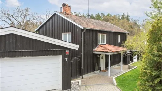 Houses in Nacka - photo 2