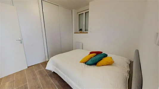 Apartments in Lyon - photo 3