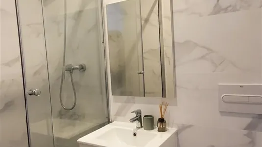 Rooms in Barcelona Eixample - photo 5