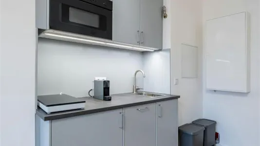 Apartments in Location is not specified - photo 6