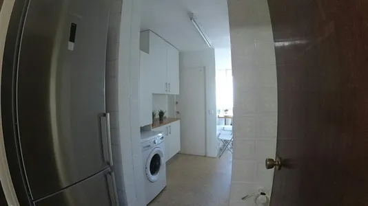 Rooms in Madrid Tetuán - photo 10