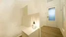 Room for rent, Lisbon (region), &lt;span class=&quot;blurred street&quot; onclick=&quot;ProcessAdRequest(11489059)&quot;&gt;&lt;span class=&quot;hint&quot;&gt;See streetname&lt;/span&gt;[xxxxxxxxxxxxx]&lt;/span&gt;