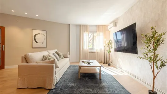 Rooms in Barcelona Eixample - photo 10