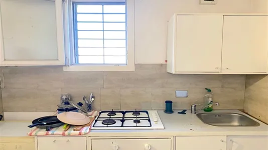 Rooms in Roma Municipio VI – Roma Delle Torri - photo 5