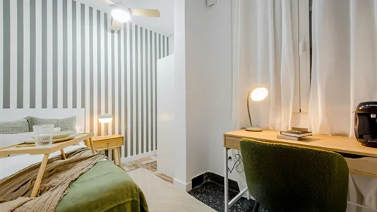 Rooms in Madrid Chamberí - photo 2