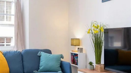 Apartments in Lyon - photo 3