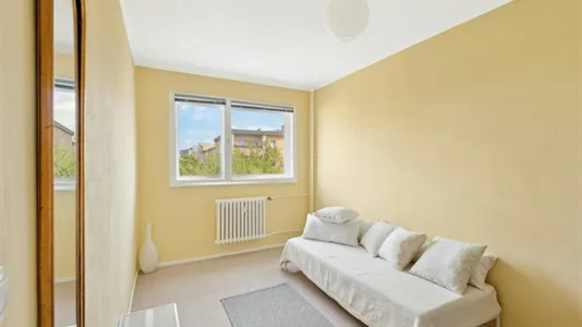 Rooms in Berlin Charlottenburg-Wilmersdorf - photo 1