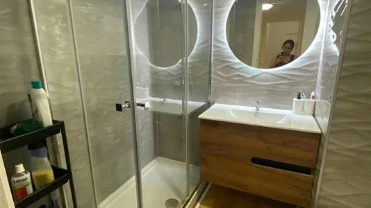 Rooms in Barcelona Eixample - photo 6