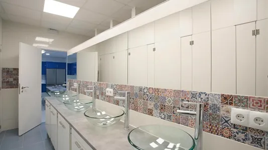 Rooms in Madrid Centro - photo 5